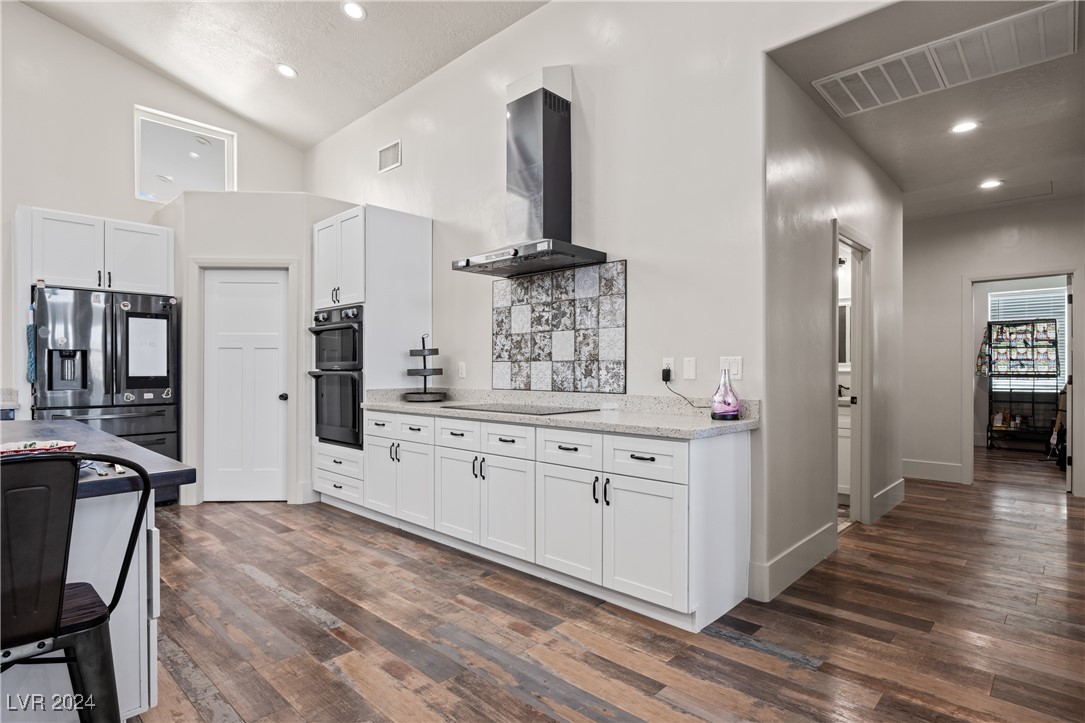 2630 Yamashita Street