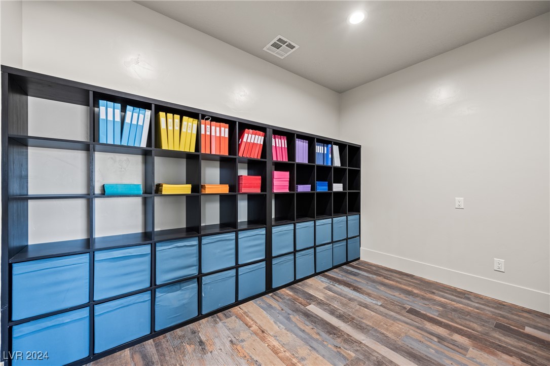 2630 Yamashita Street