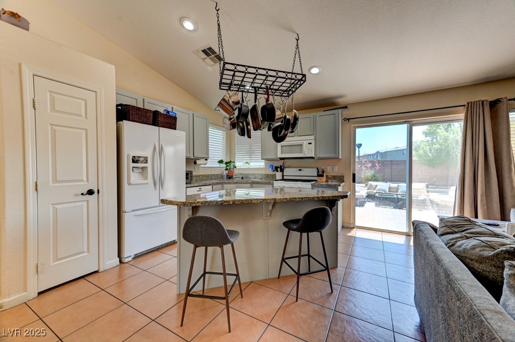 3823 Aspen Creek Avenue