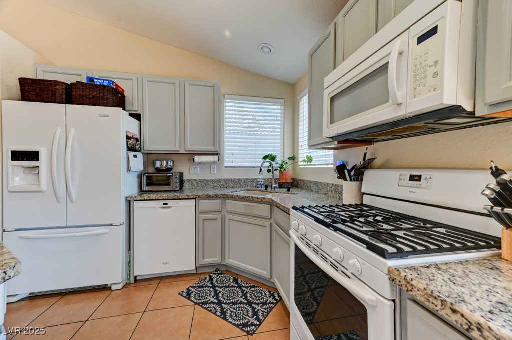 3823 Aspen Creek Avenue