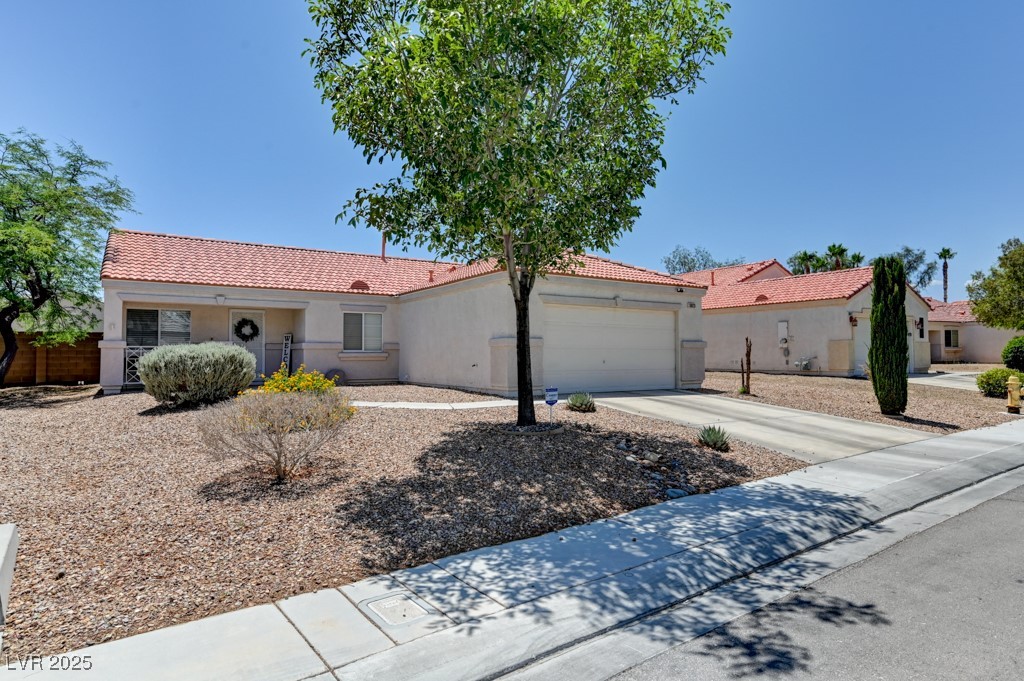 3823 Aspen Creek Avenue