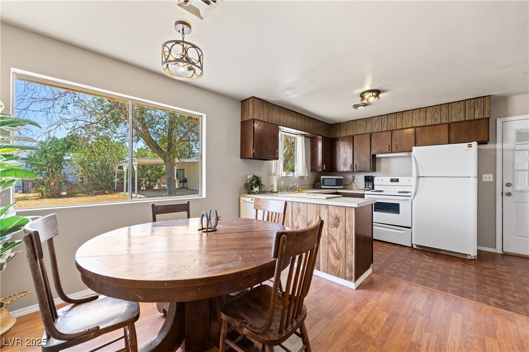 585 West Ingram Avenue