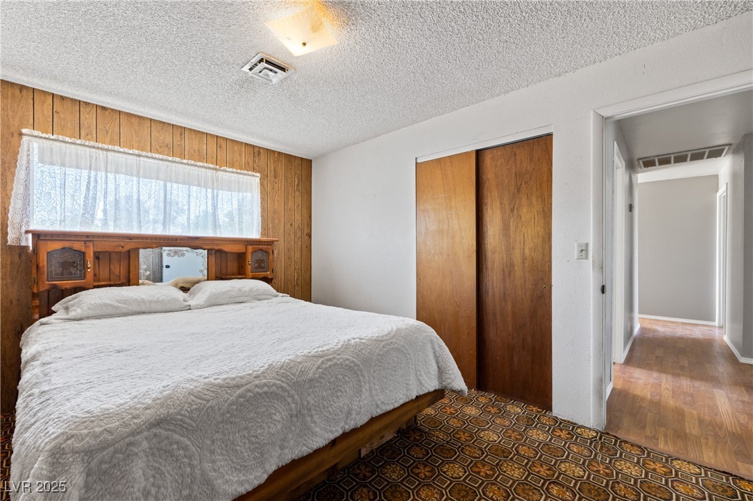 585 West Ingram Avenue