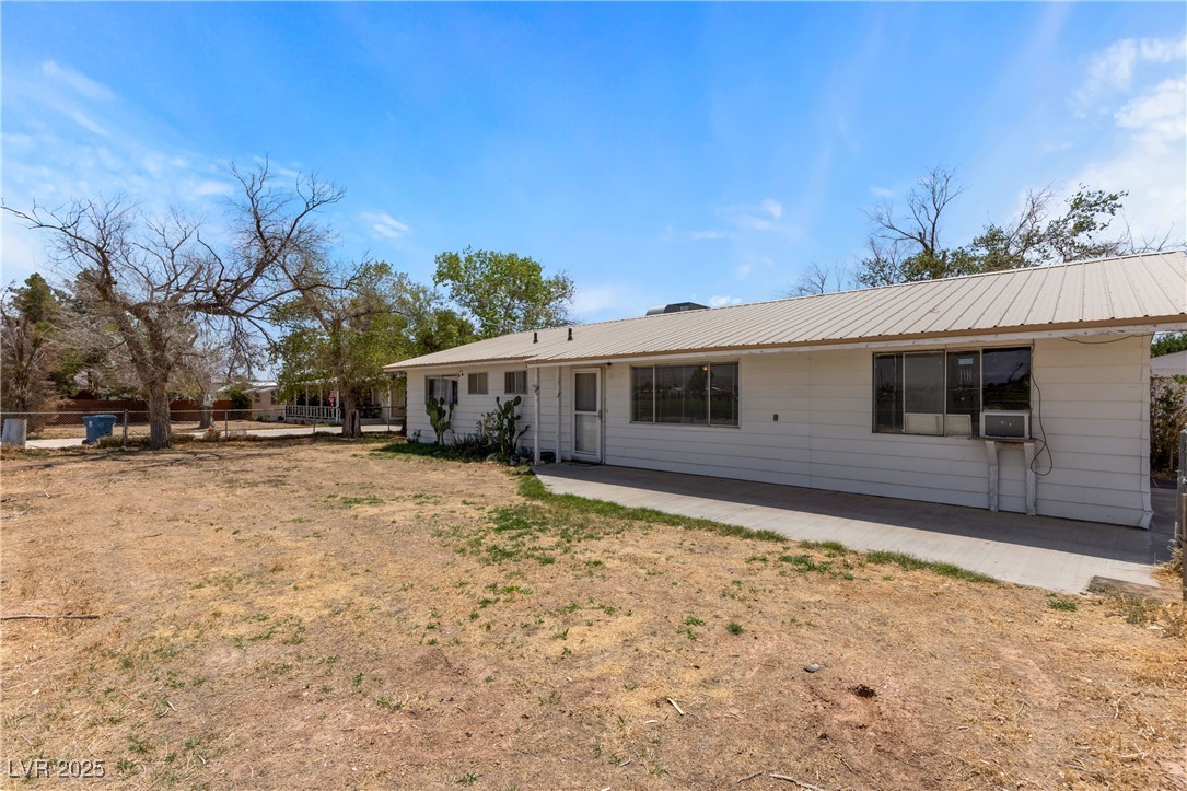 585 West Ingram Avenue