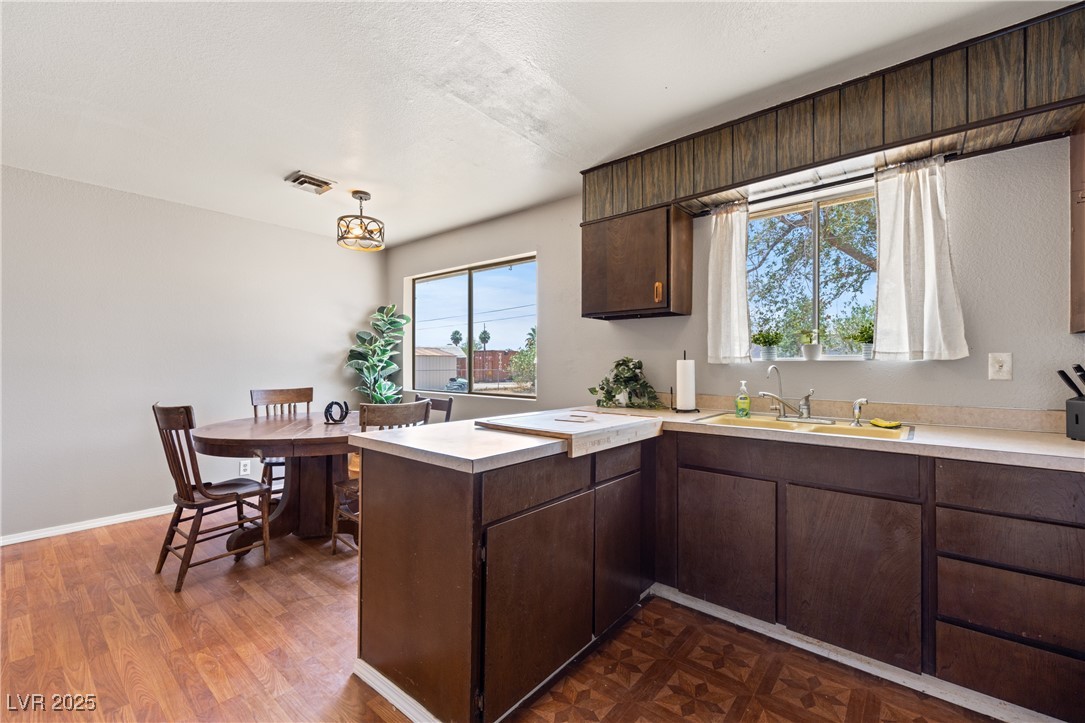 585 West Ingram Avenue