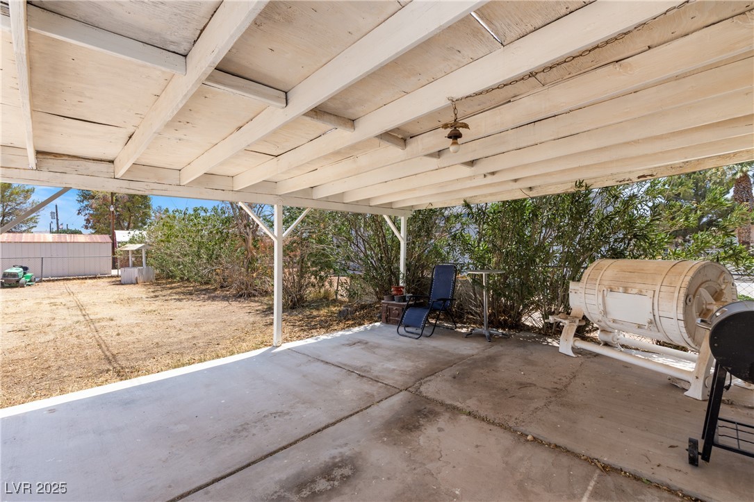 585 West Ingram Avenue