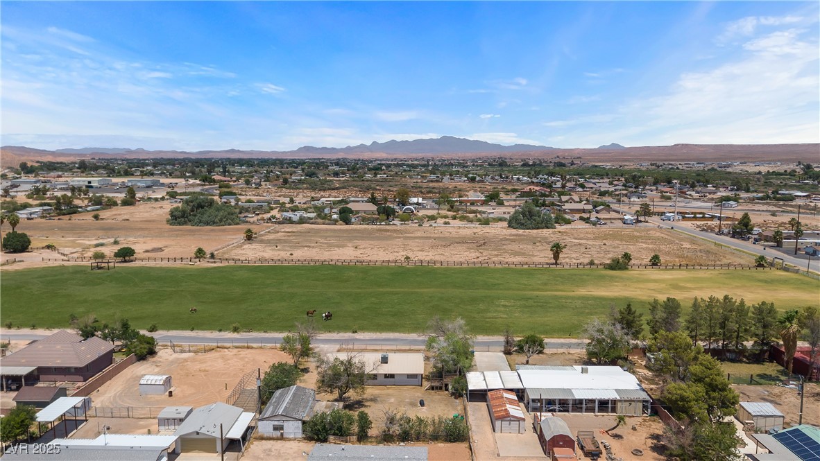 585 West Ingram Avenue