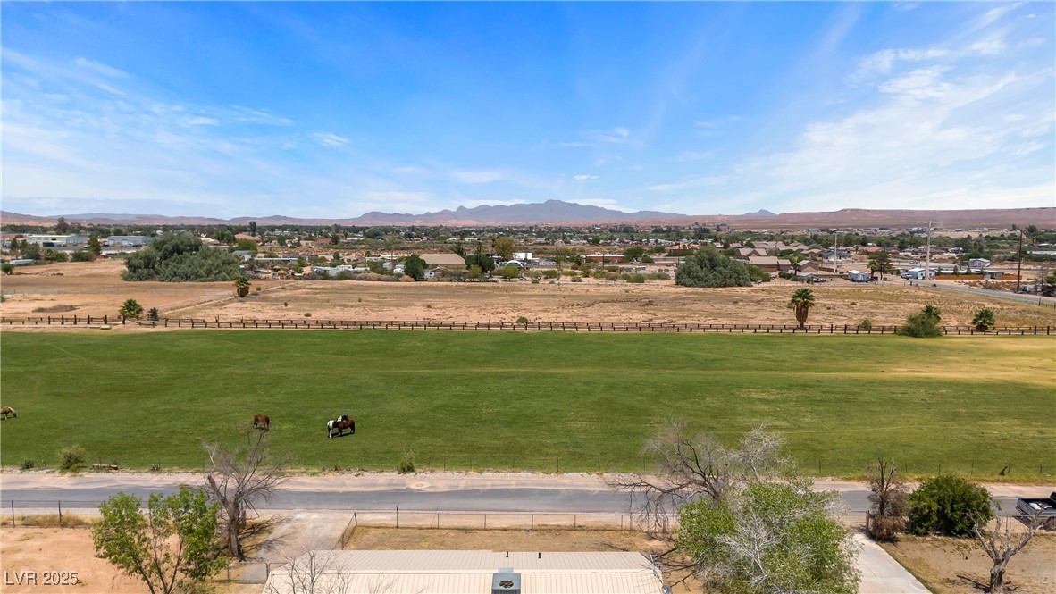 585 West Ingram Avenue