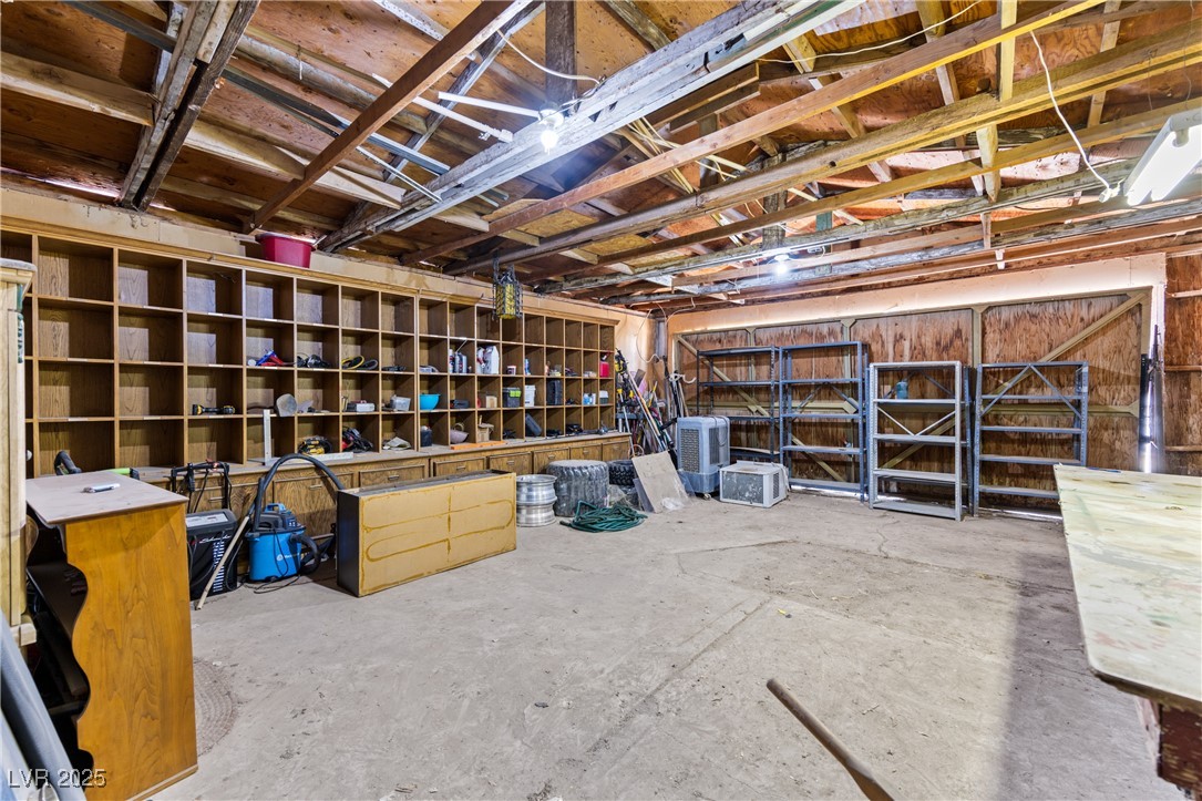 585 West Ingram Avenue