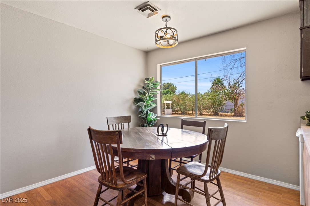 585 West Ingram Avenue