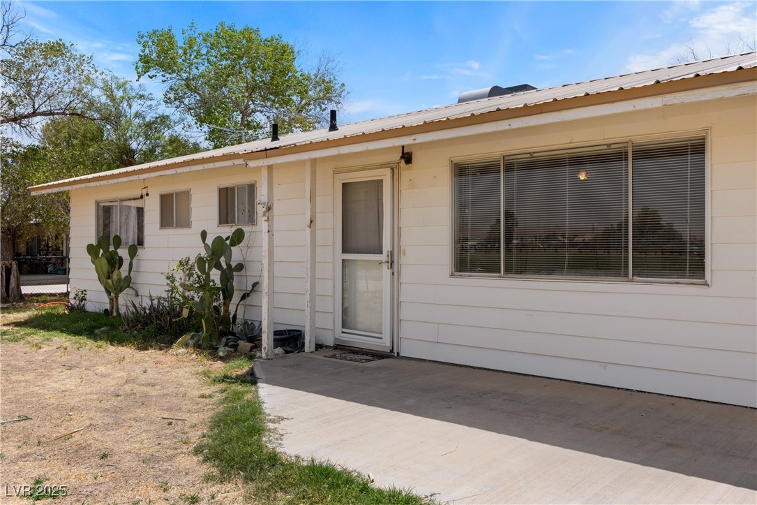 585 West Ingram Avenue