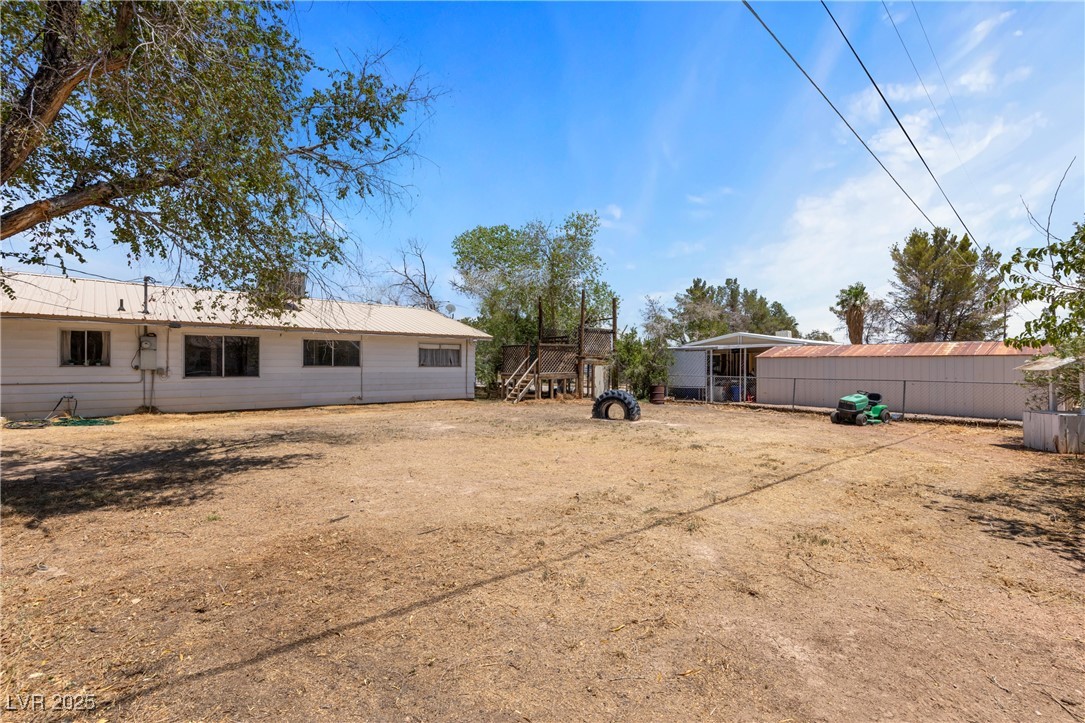 585 West Ingram Avenue