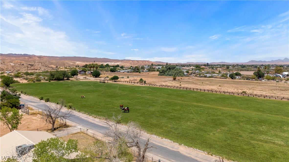 585 West Ingram Avenue