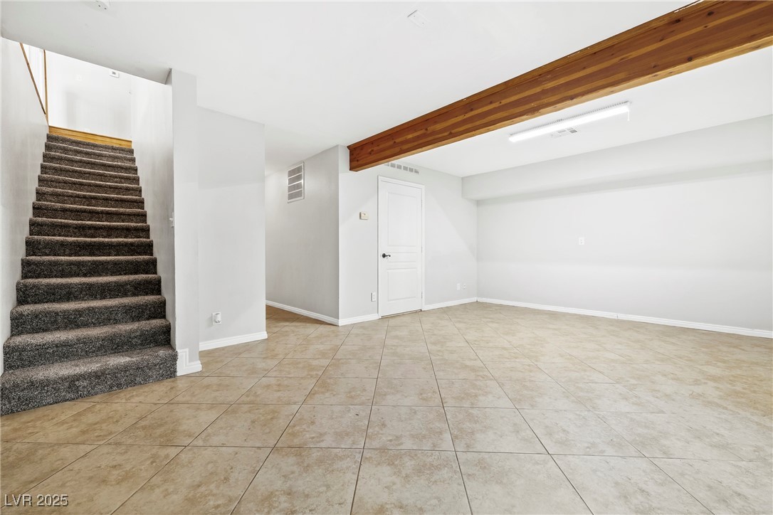 3756 Stratton