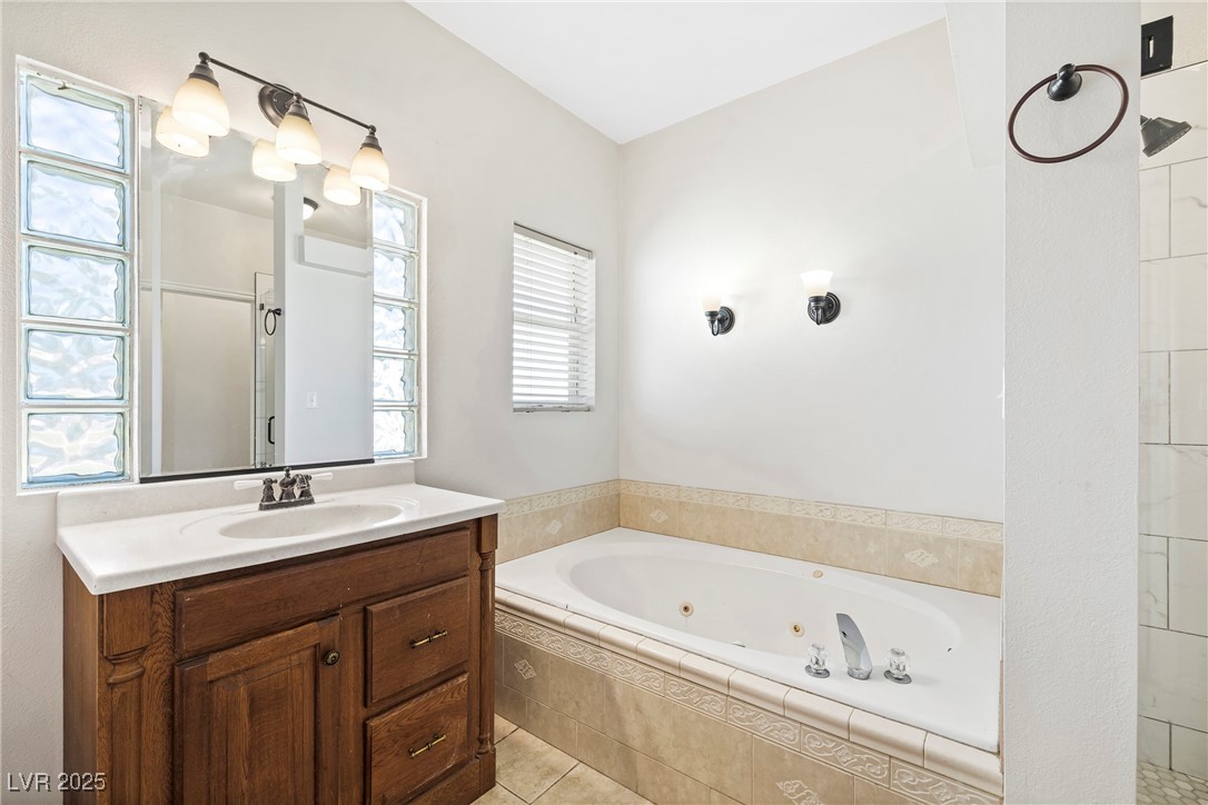 3756 Stratton
