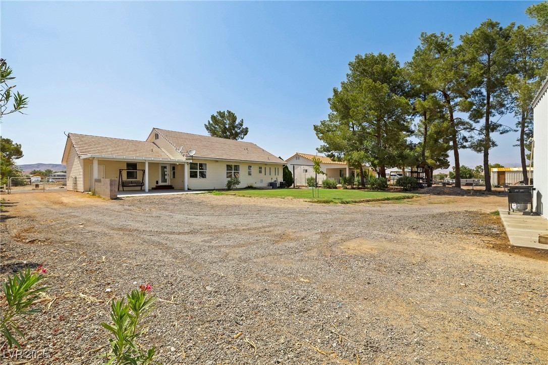 3756 Stratton
