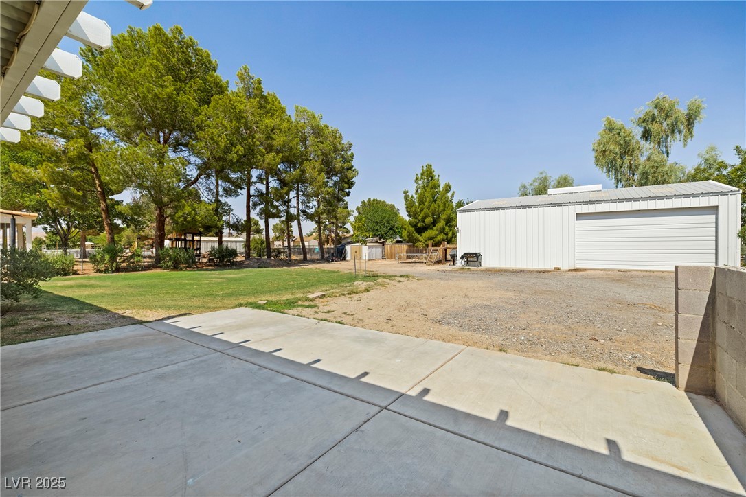 3756 Stratton