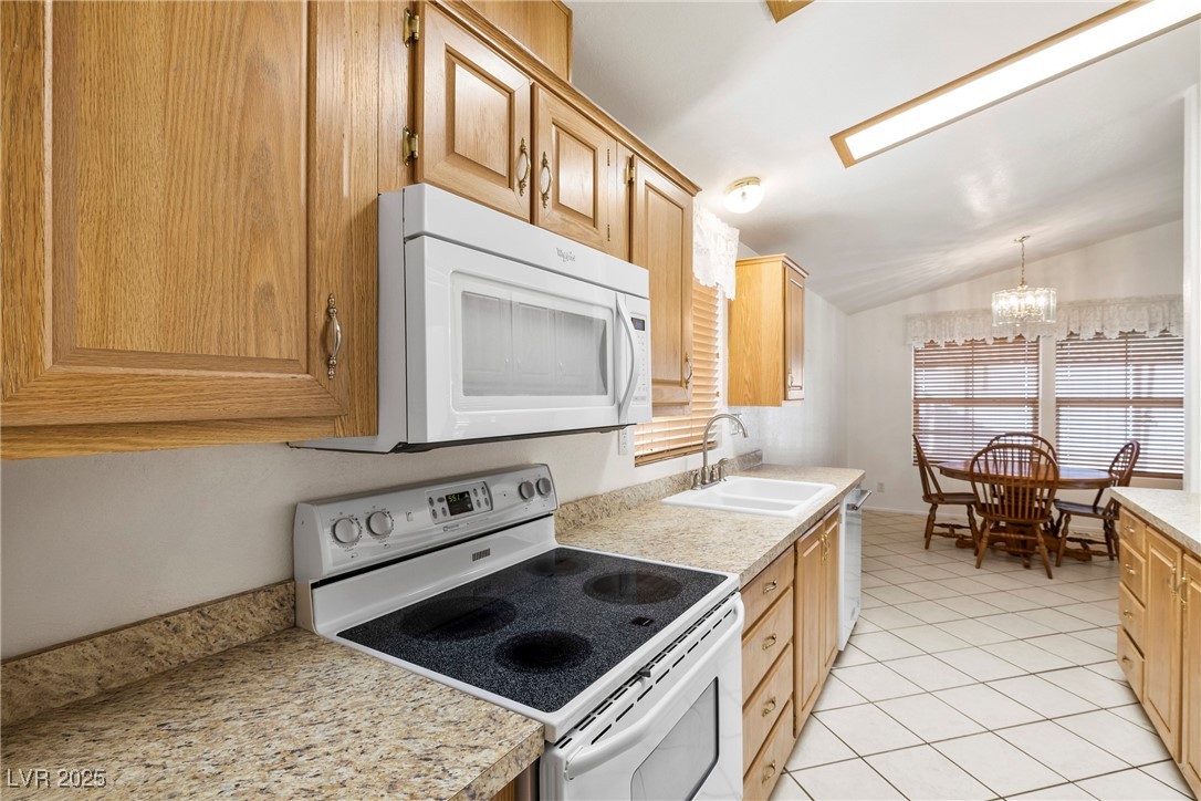 347 Tres Palomas Street