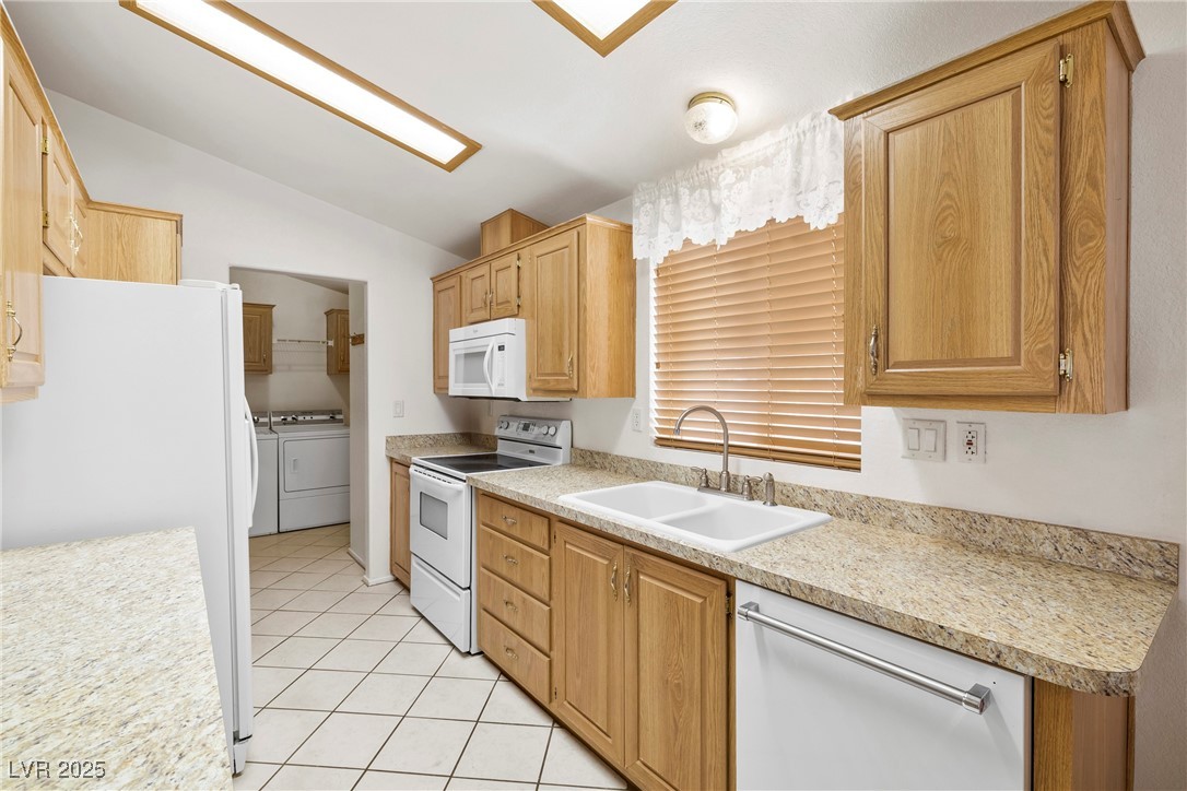 347 Tres Palomas Street