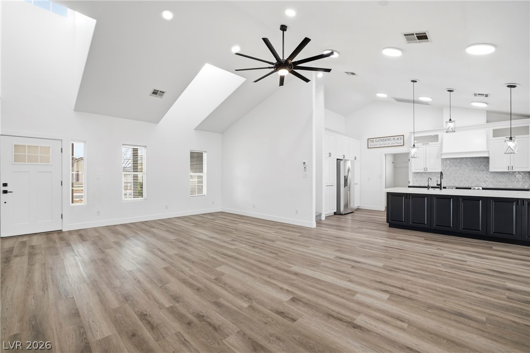 1352 Lake Valley Drive