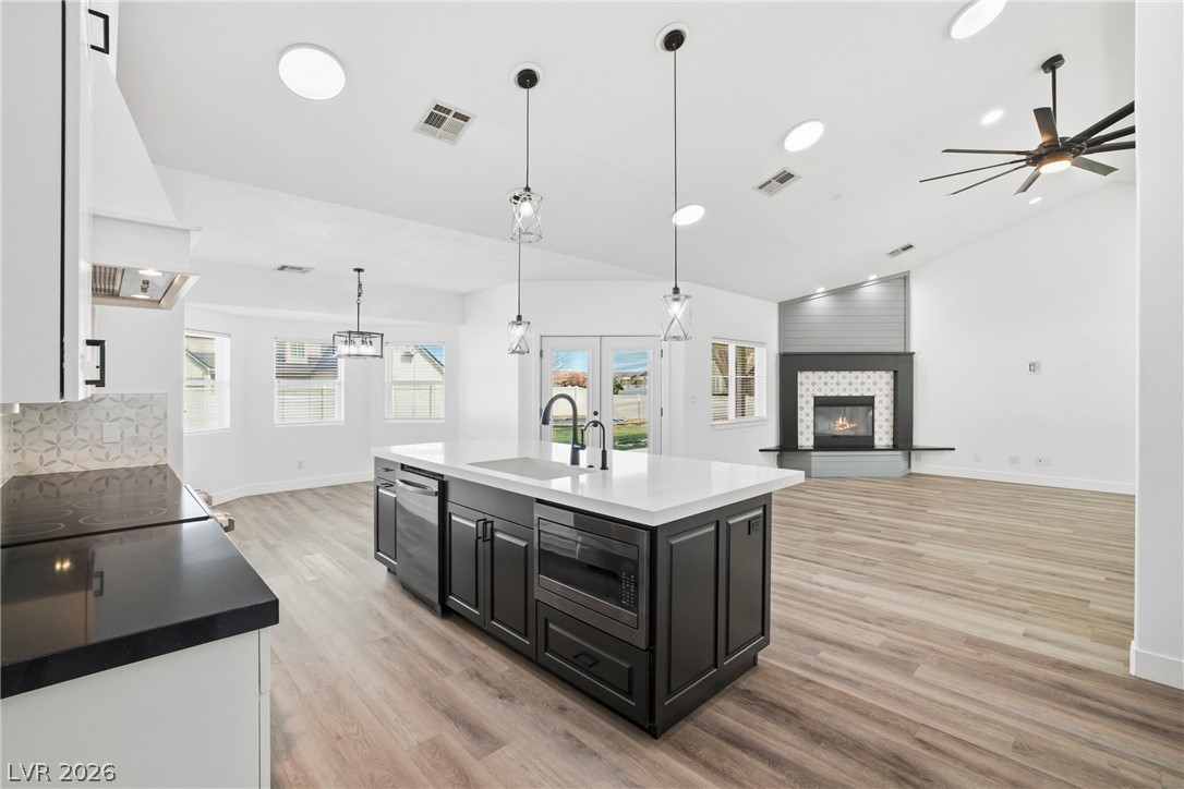 1352 Lake Valley Drive