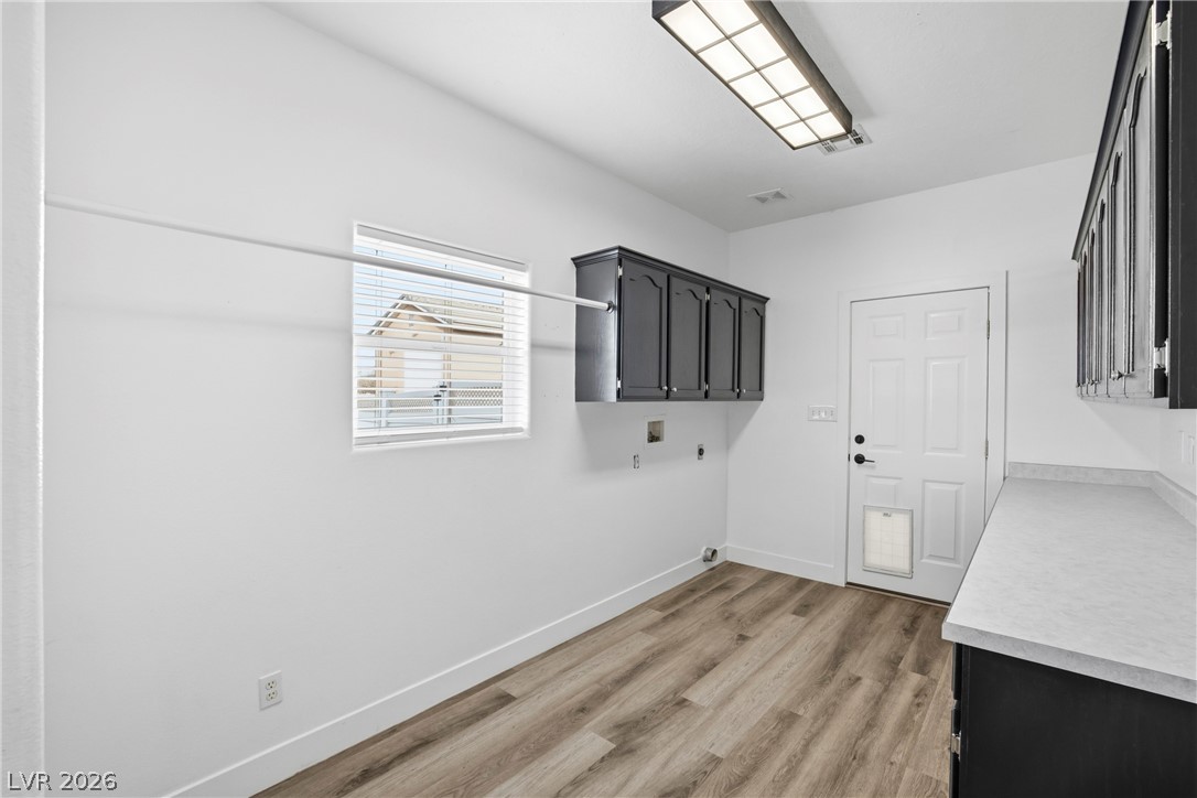 1352 Lake Valley Drive