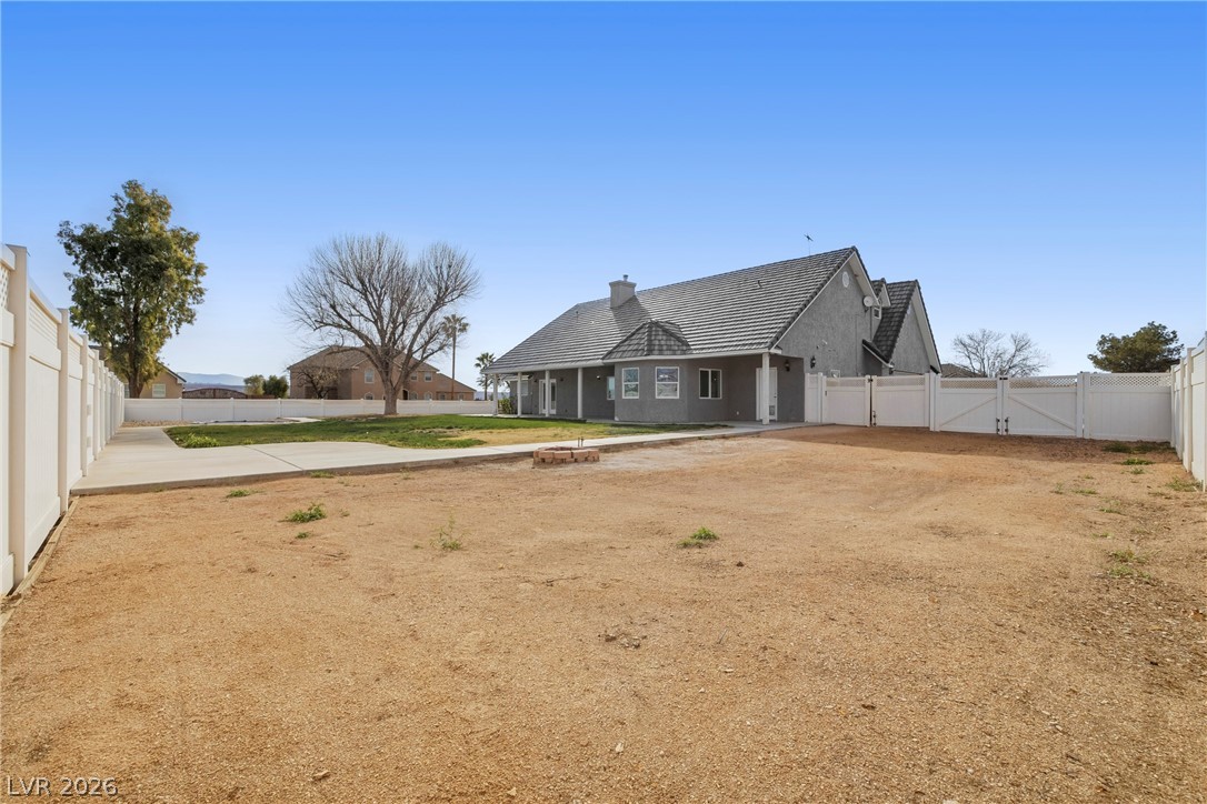 1352 Lake Valley Drive