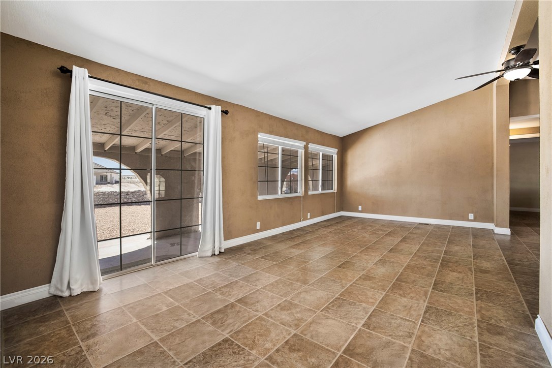 1455 North Curohee Street