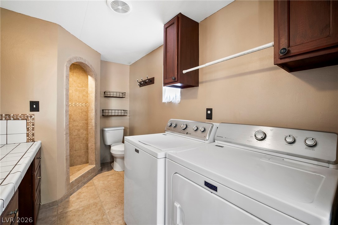 1455 North Curohee Street