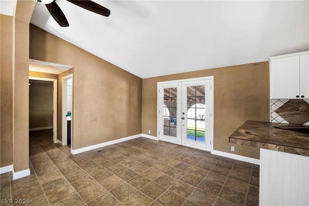 1455 North Curohee Street