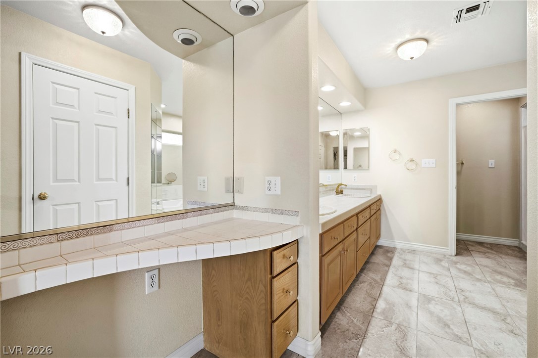 1990 Jim Haworth Court