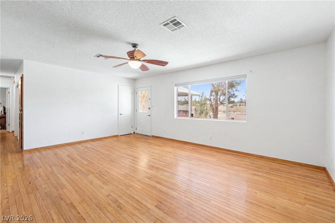 1575 Navajo Avenue