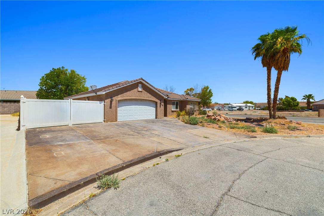 478 Hank Circle