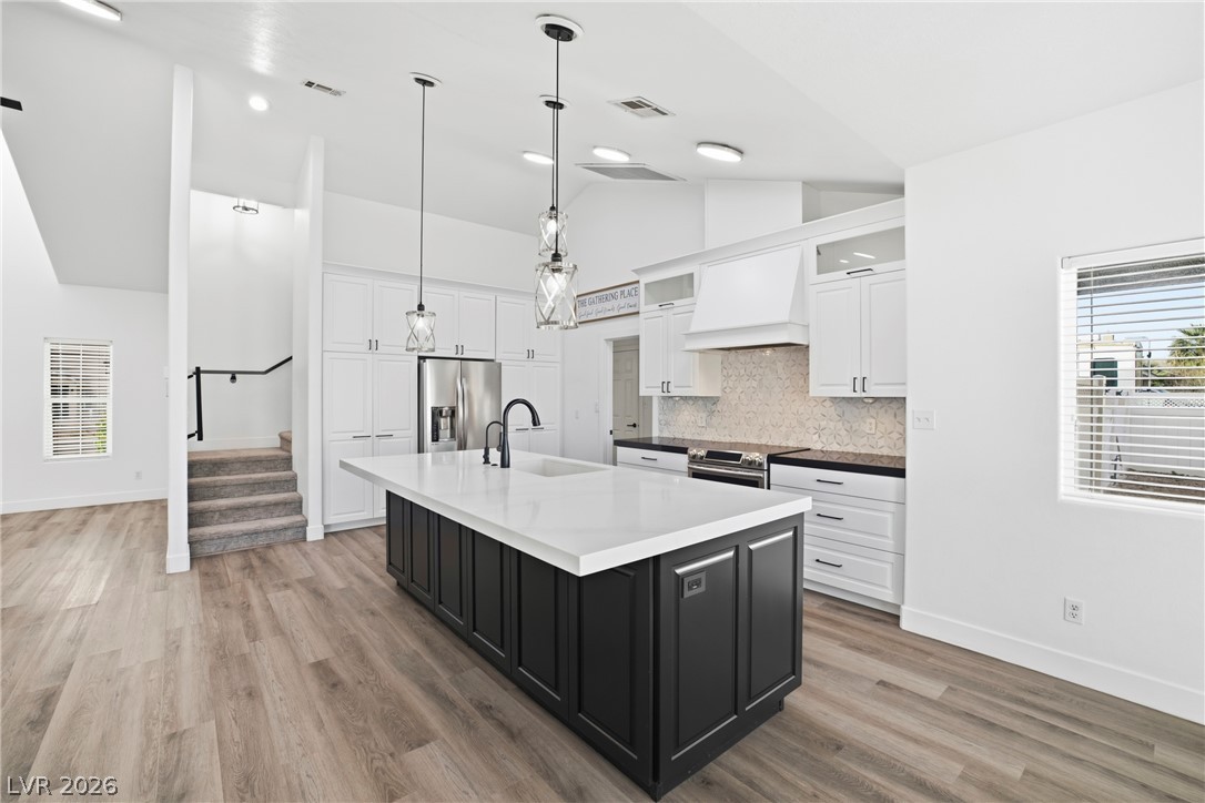 1352 Lake Valley Drive