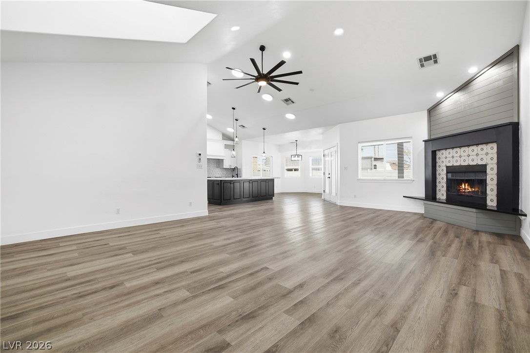 1352 Lake Valley Drive