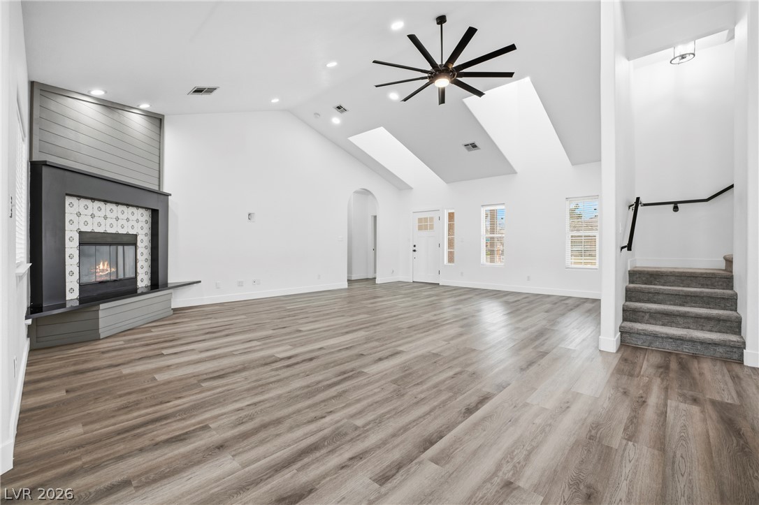 1352 Lake Valley Drive