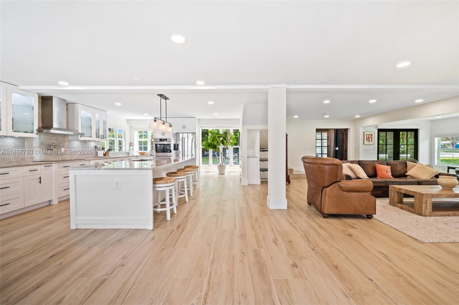 321 SW 1st Ave