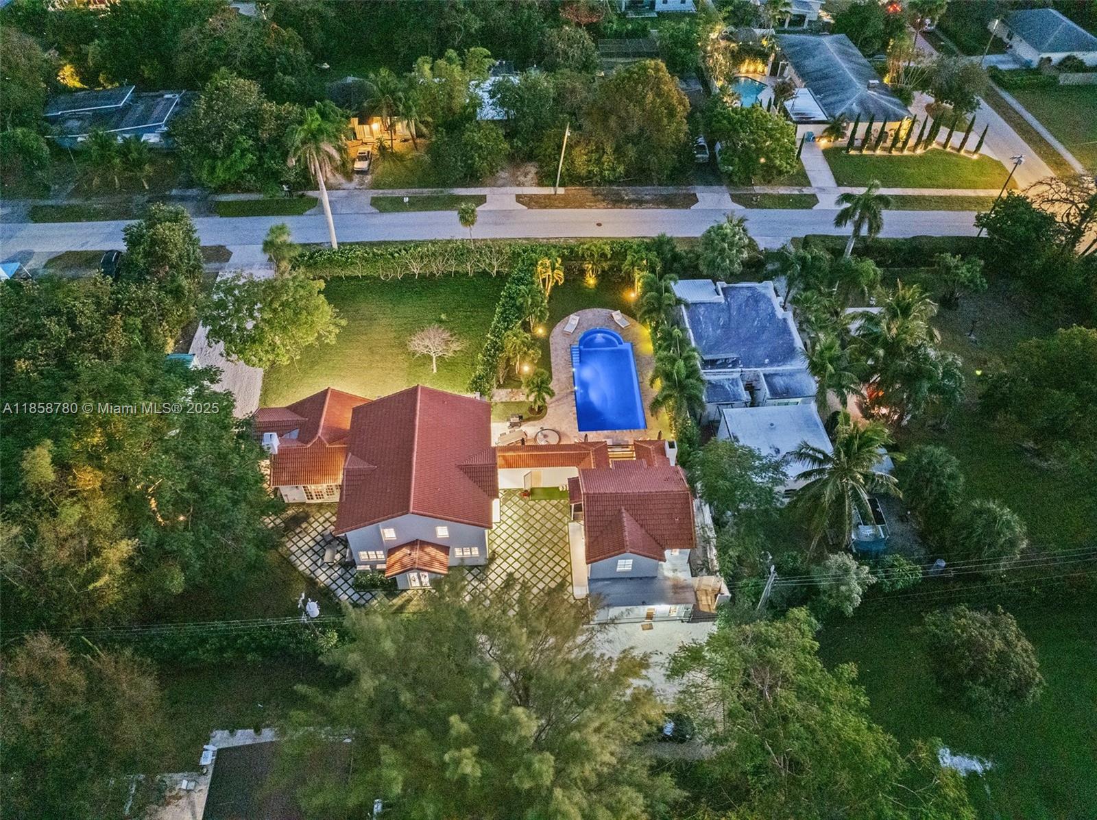 321 SW 1st Ave