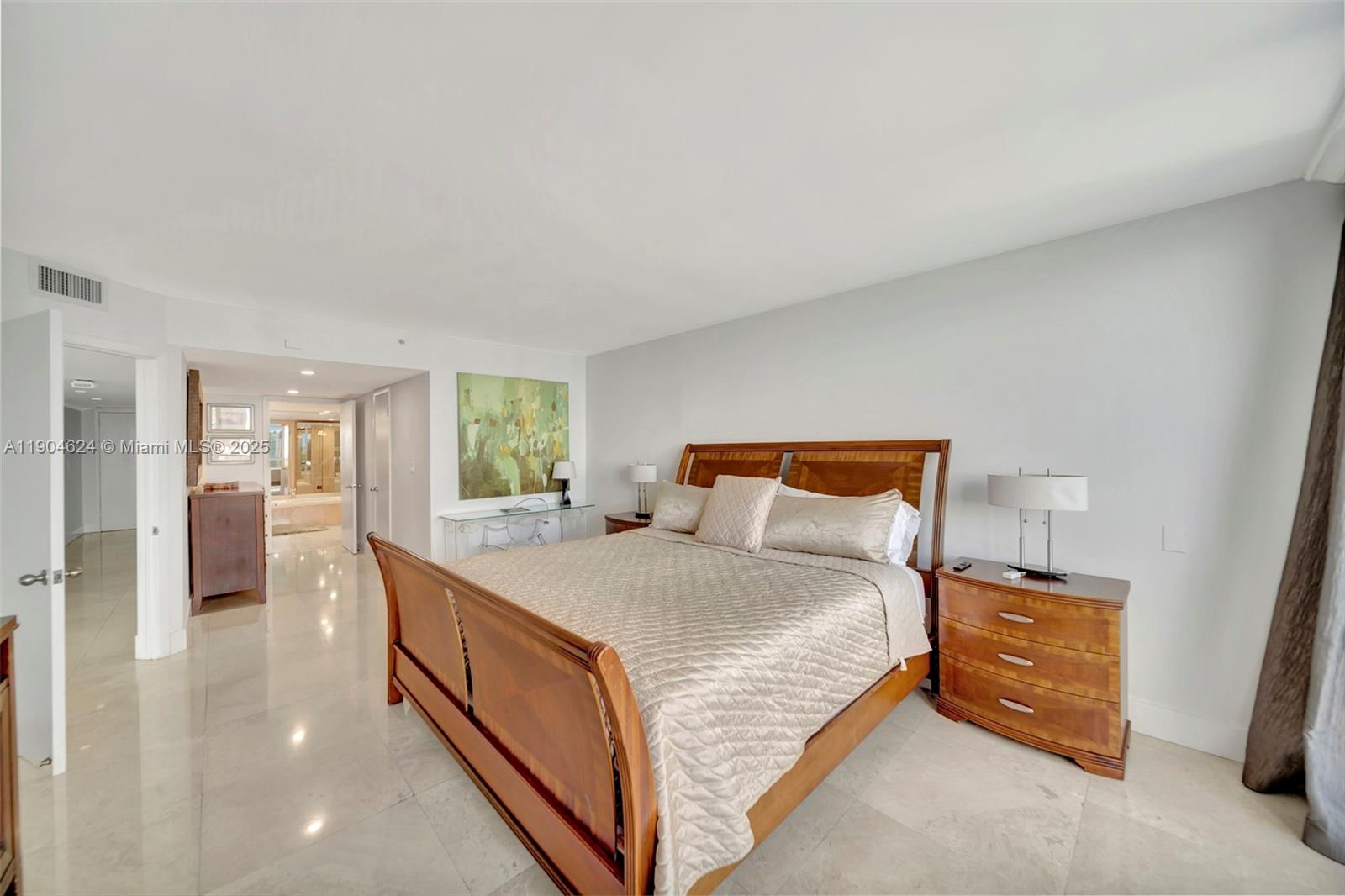 1717 N Bayshore Dr # 3534 Unit: A-3534