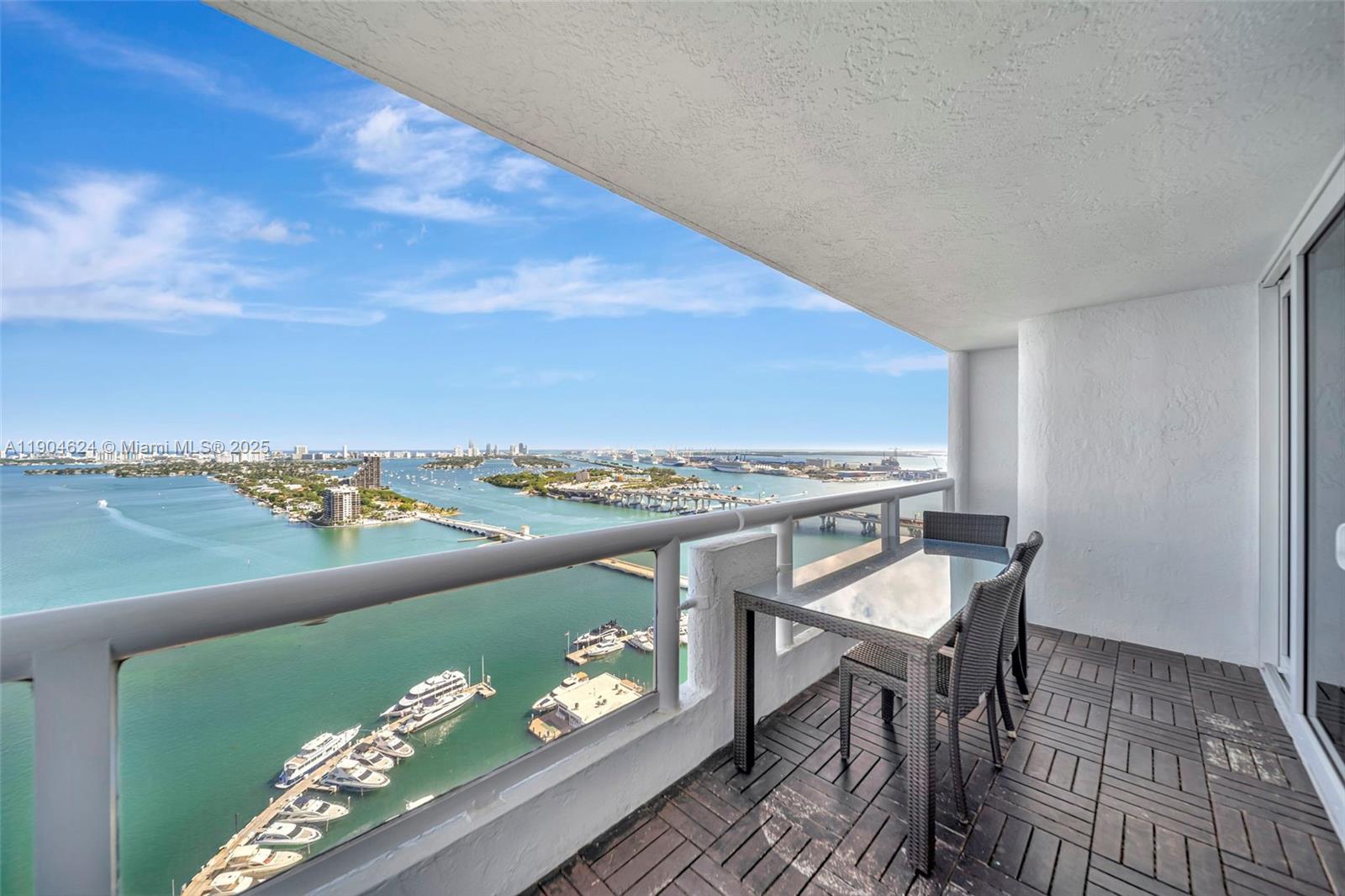 1717 N Bayshore Dr # 3534 Unit: A-3534