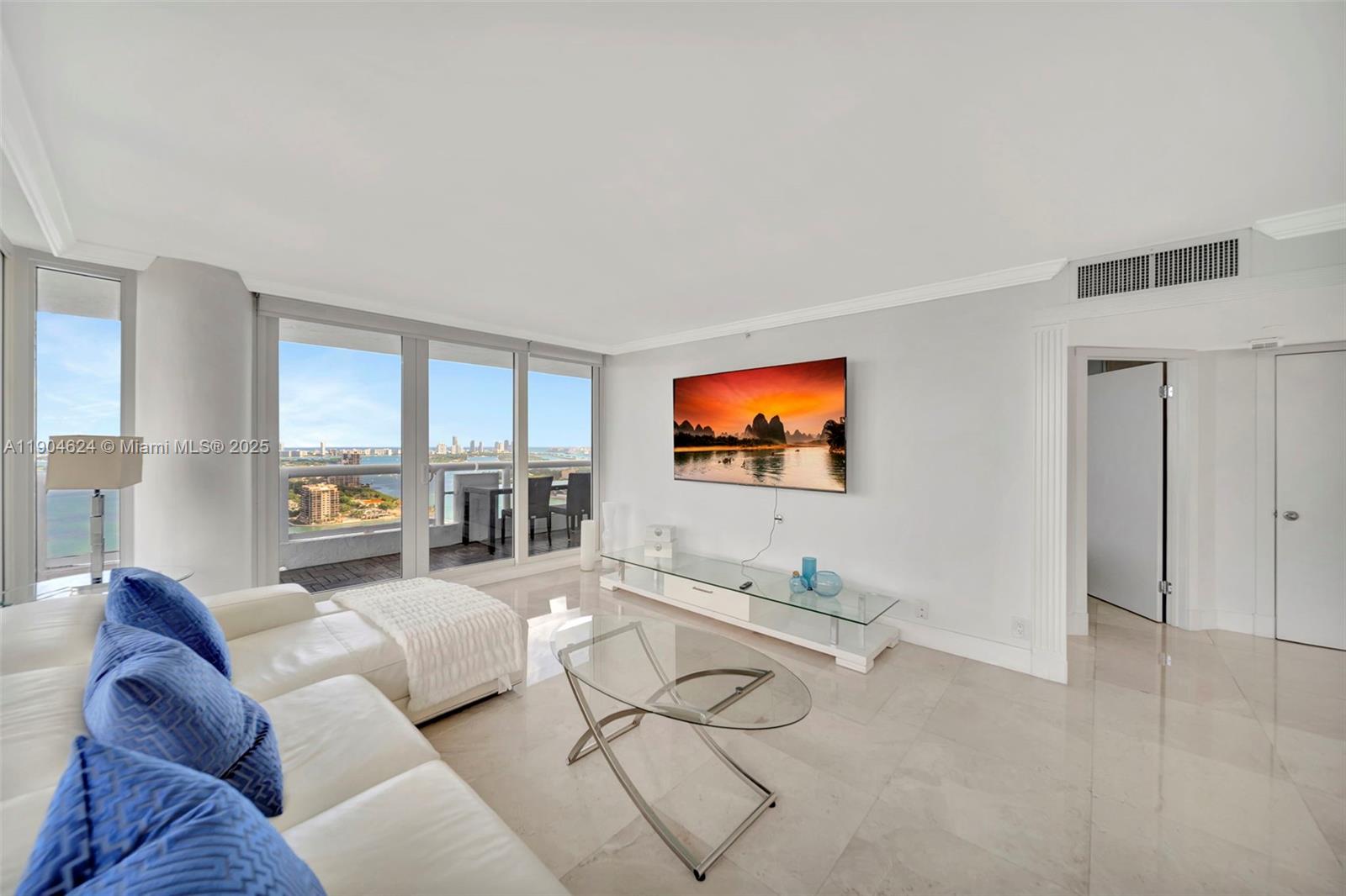 1717 N Bayshore Dr # 3534 Unit: A-3534