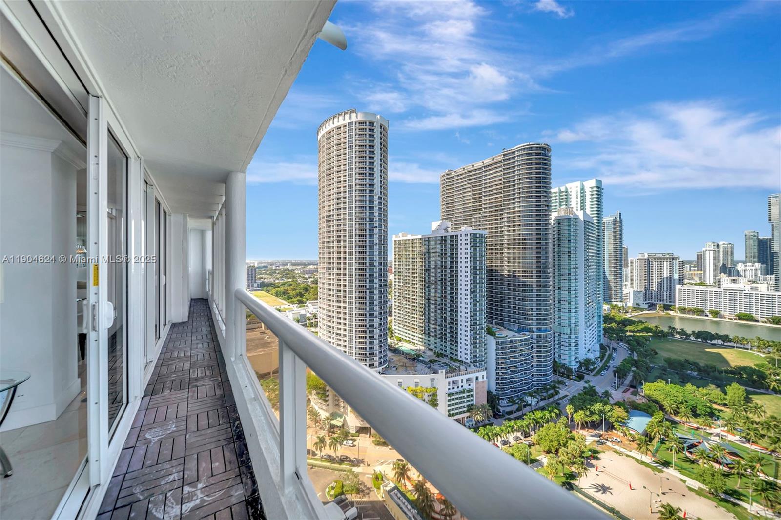 1717 N Bayshore Dr # 3534 Unit: A-3534