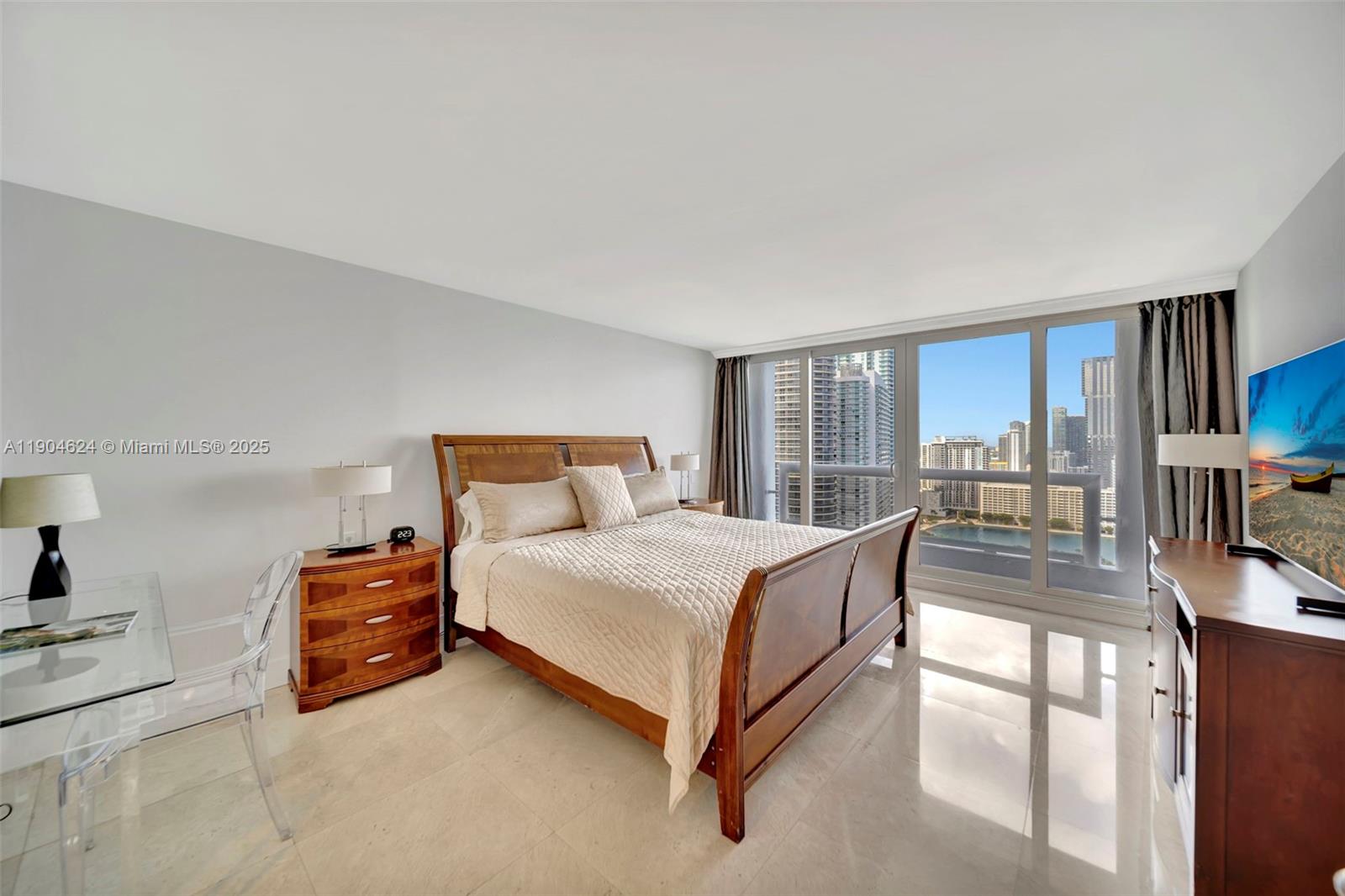 1717 N Bayshore Dr # 3534 Unit: A-3534