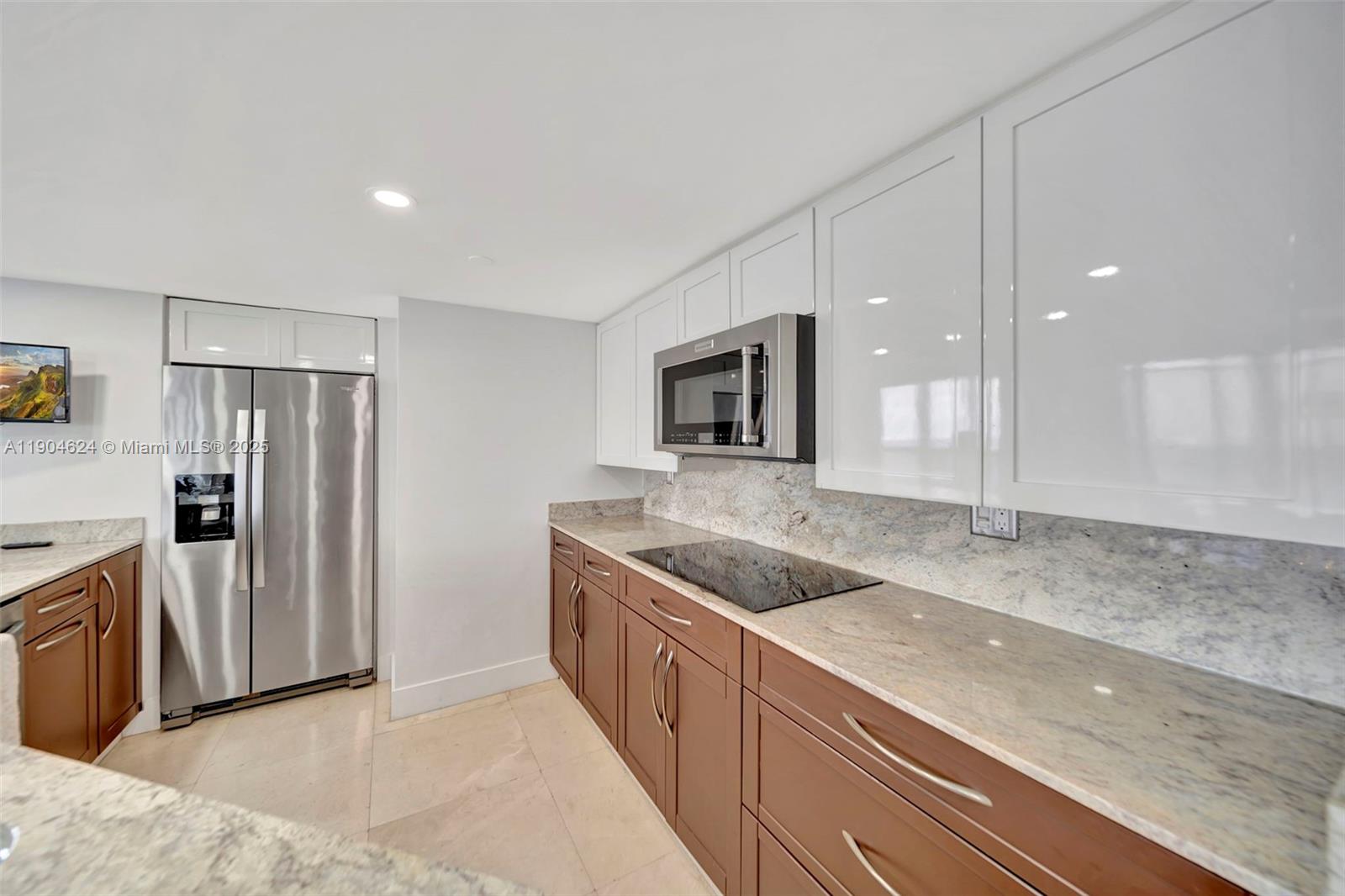 1717 N Bayshore Dr # 3534 Unit: A-3534