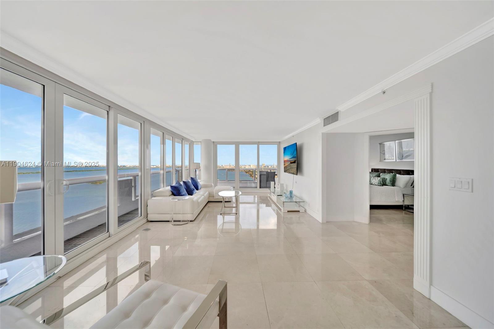 1717 N Bayshore Dr # 3534 Unit: A-3534