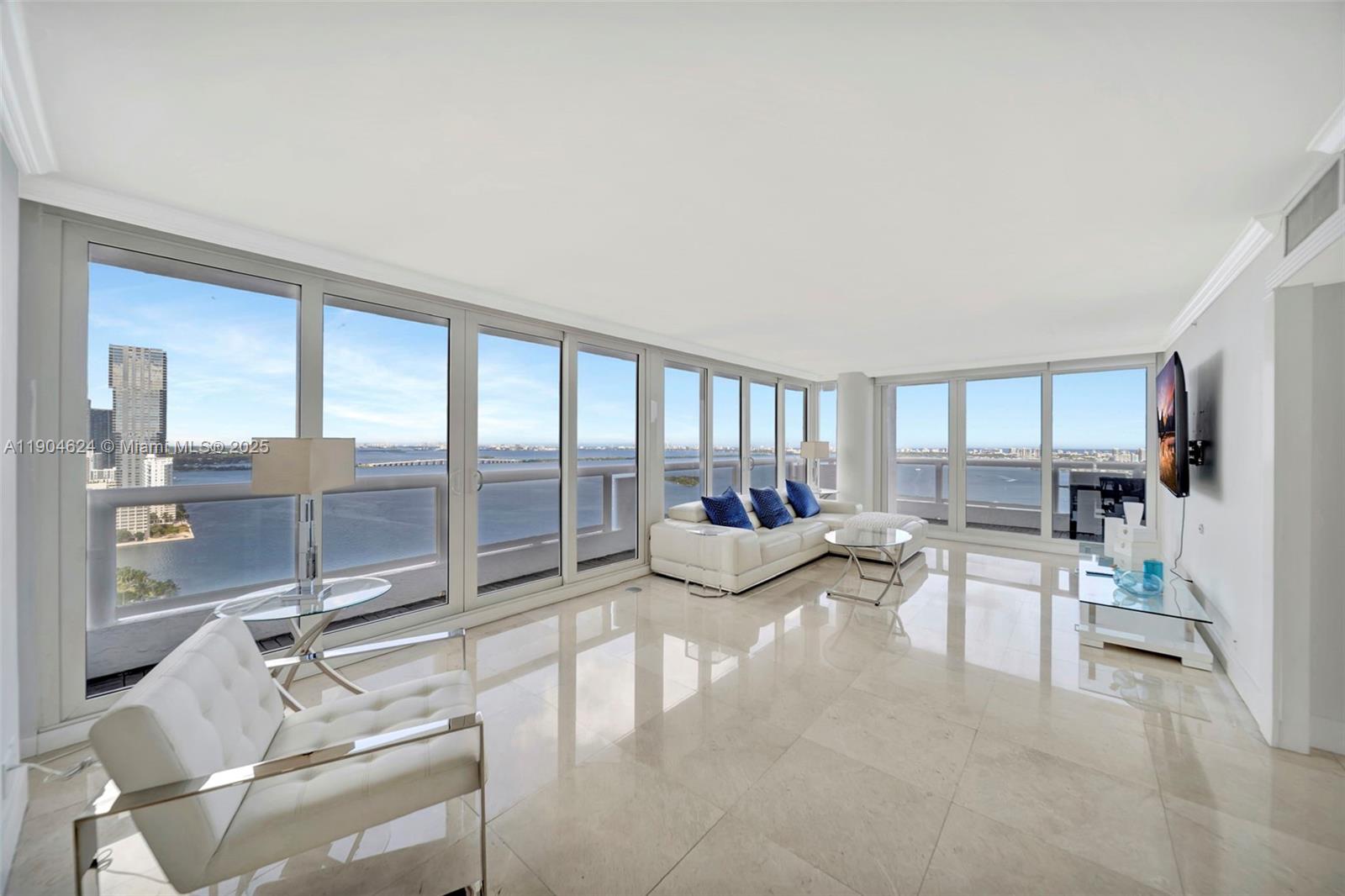 1717 N Bayshore Dr # 3534 Unit: A-3534