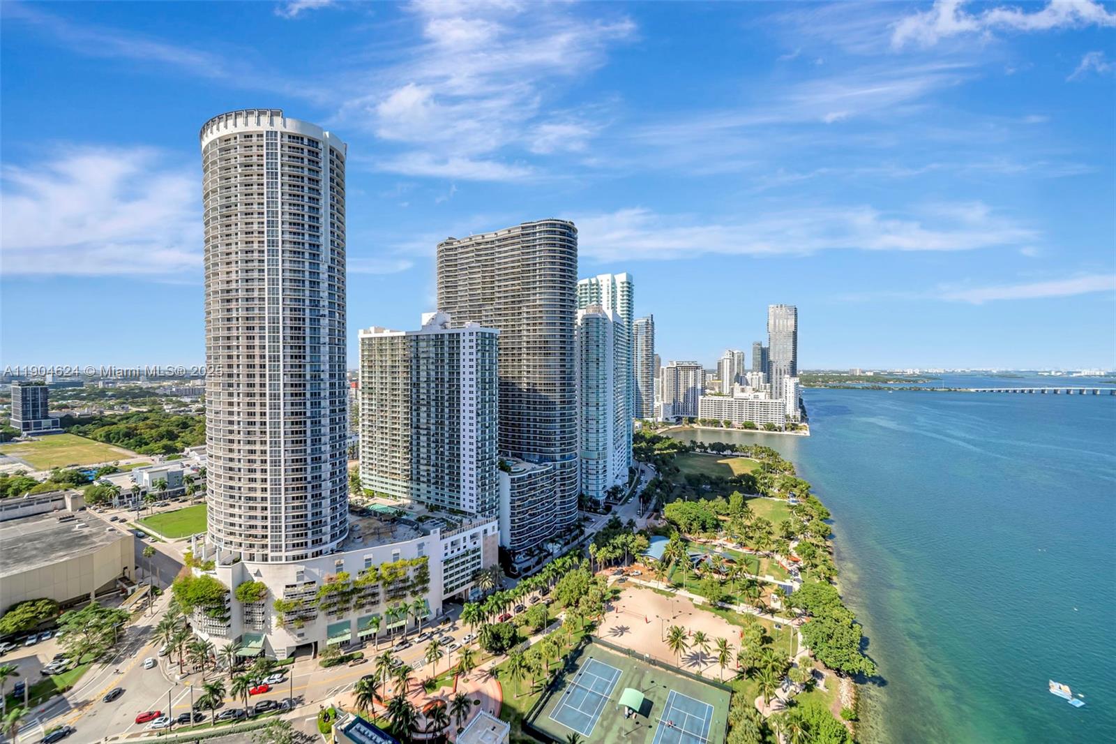 1717 N Bayshore Dr # 3534 Unit: A-3534
