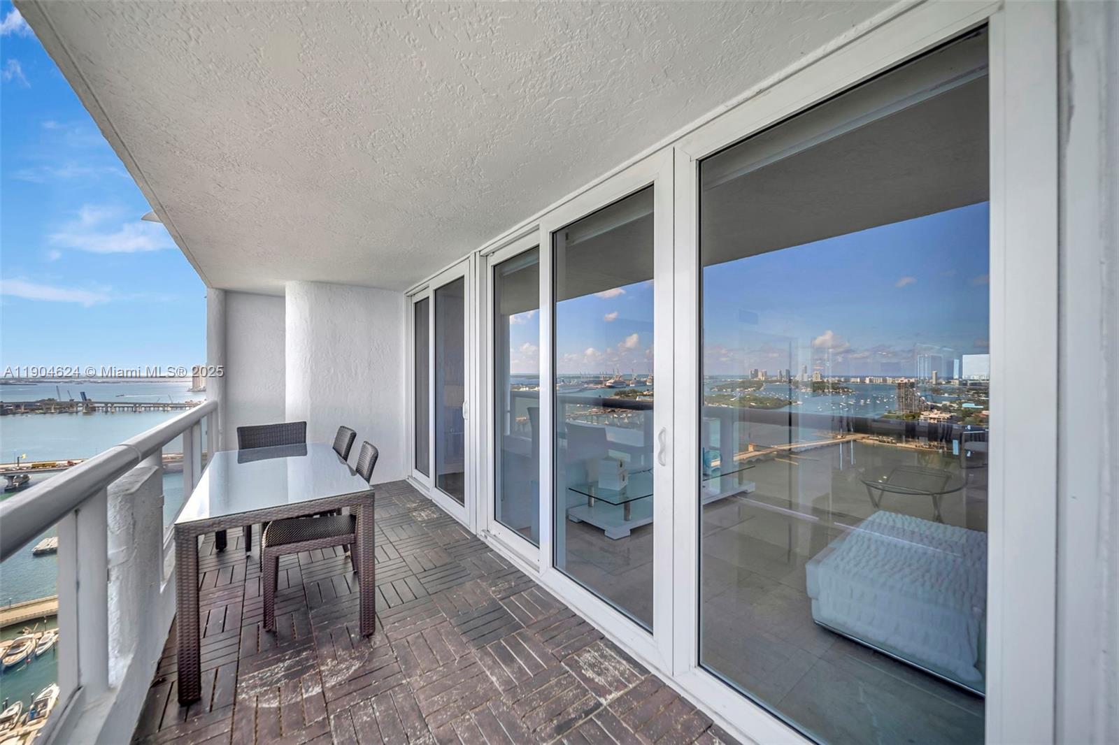 1717 N Bayshore Dr # 3534 Unit: A-3534