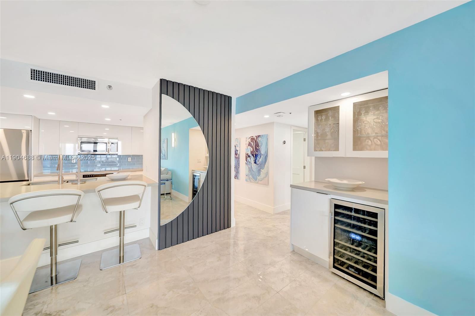 1717 N Bayshore Dr # 3533 Unit: A-3533