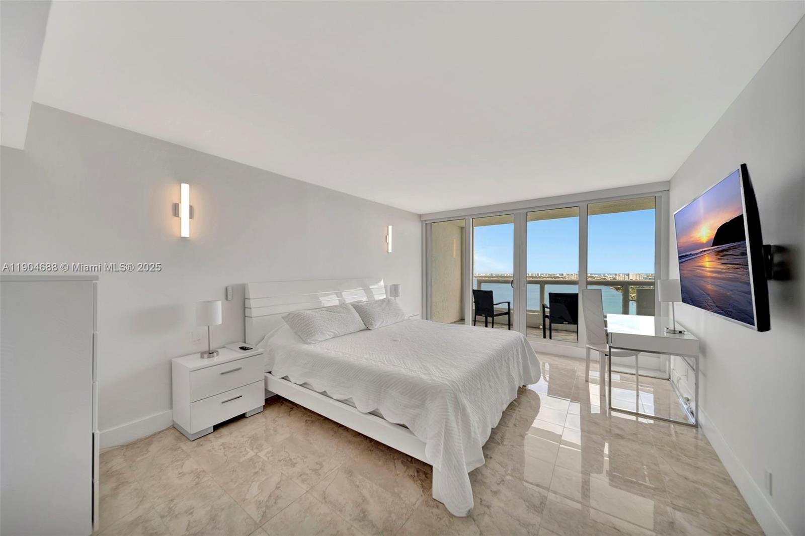 1717 N Bayshore Dr # 3533 Unit: A-3533